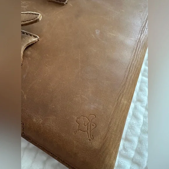 Saddleback Leather iPad Case - Picture 6 of 6